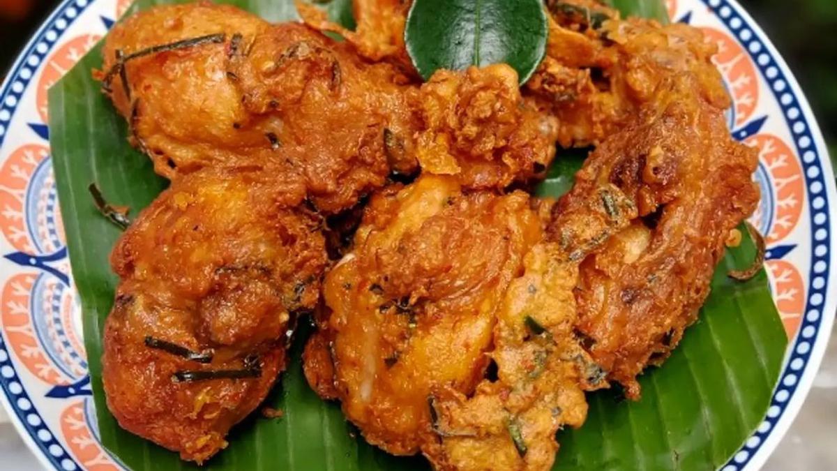 Sunshiny Ayam Goreng: Rasa yang Menggigit Hati di Jantung Cilacap